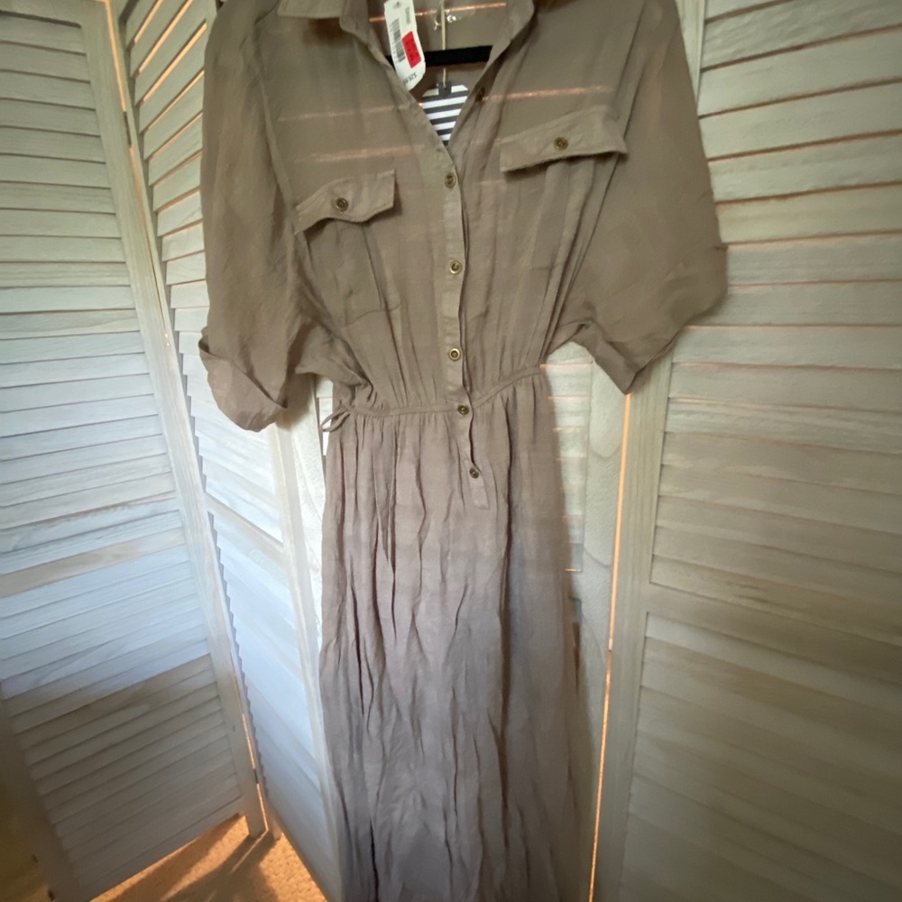 A casual Dress.